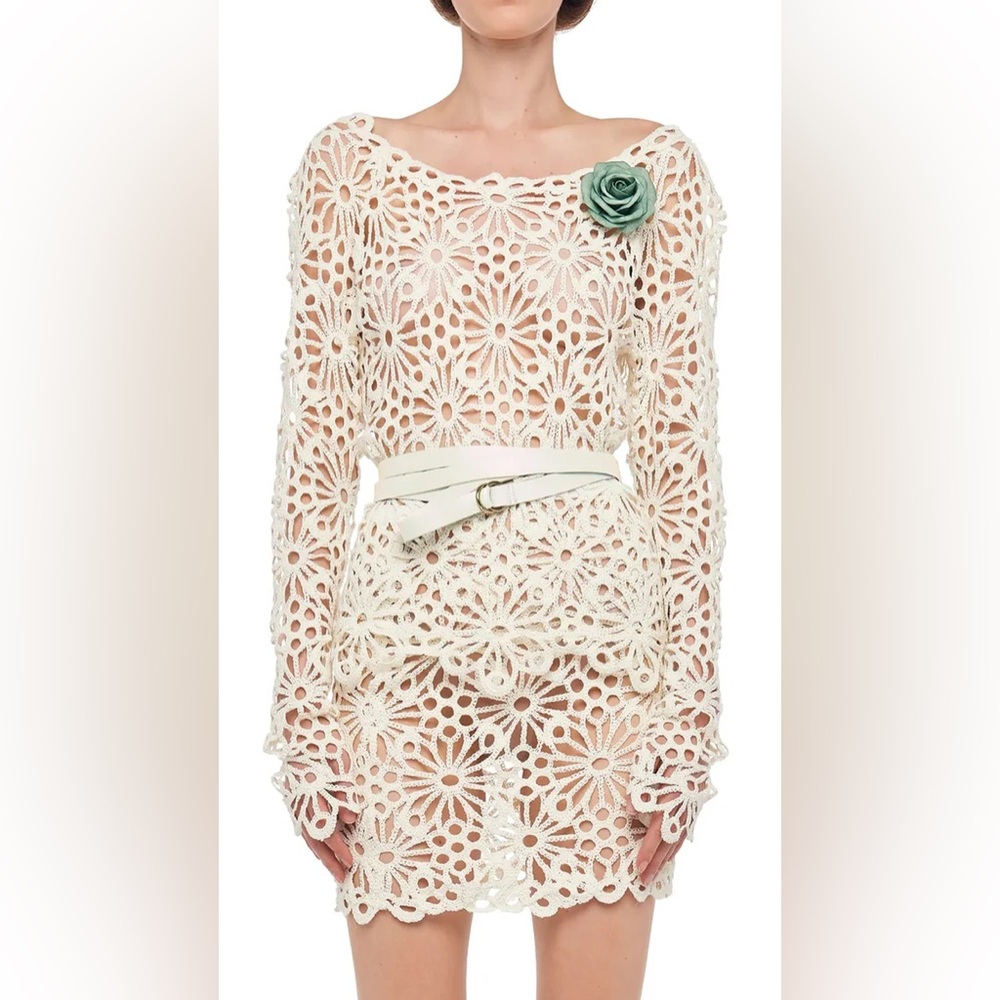 Norma Kamali Raglan off shoulder and straight mini skirt